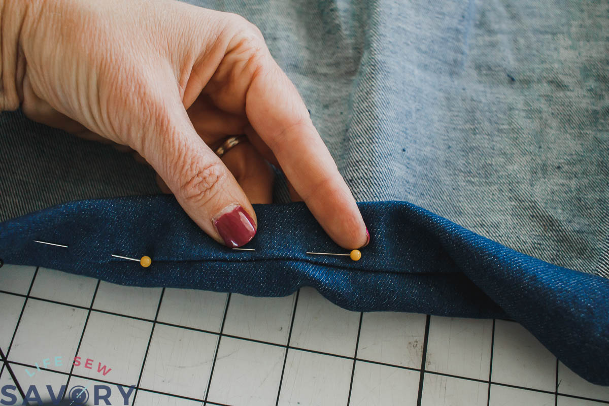 adjustable-waistband-tutorial-with-button-elastic-life-sew-savory