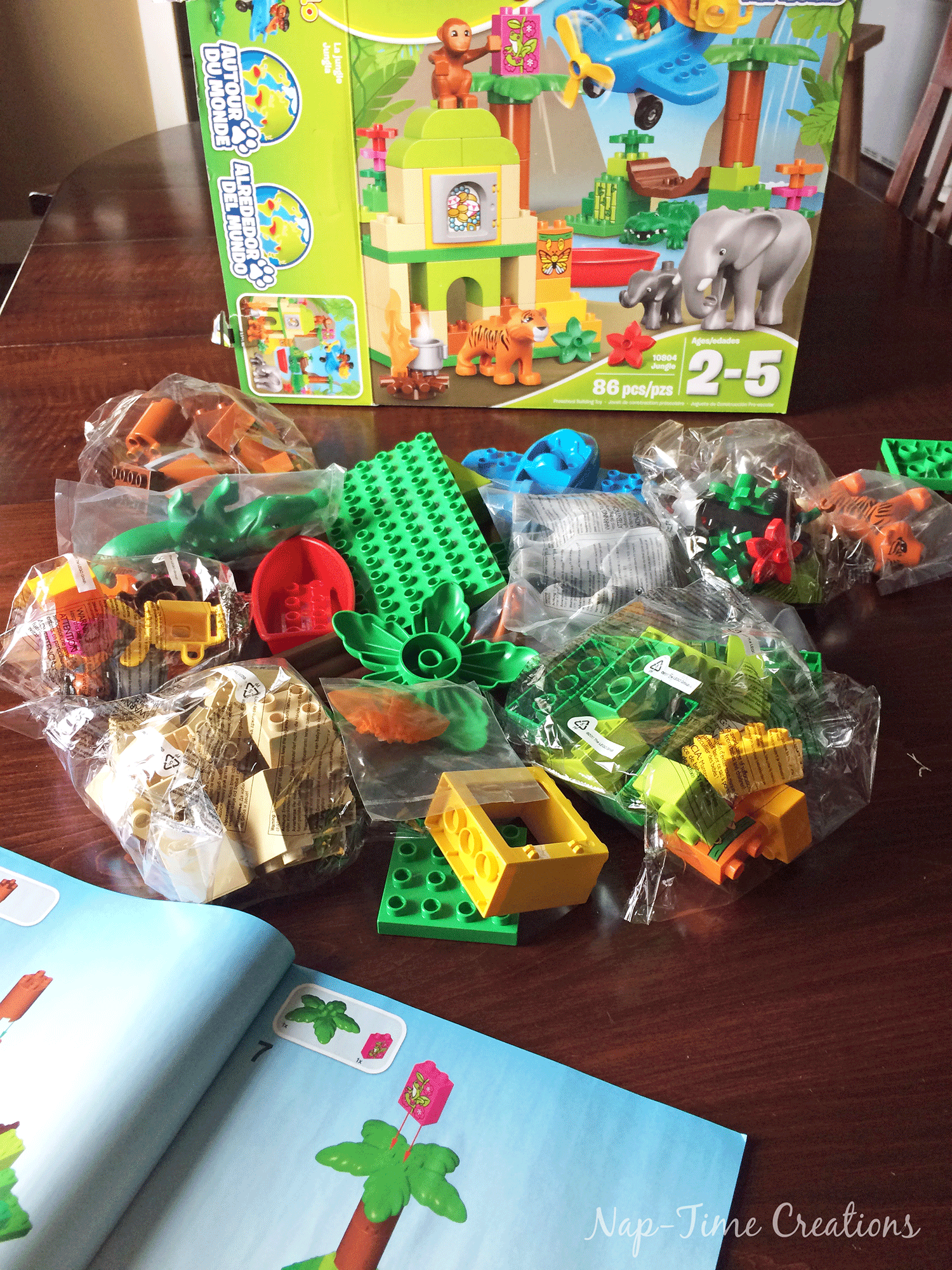 easy-duplo-organization-with-diy-bags-4