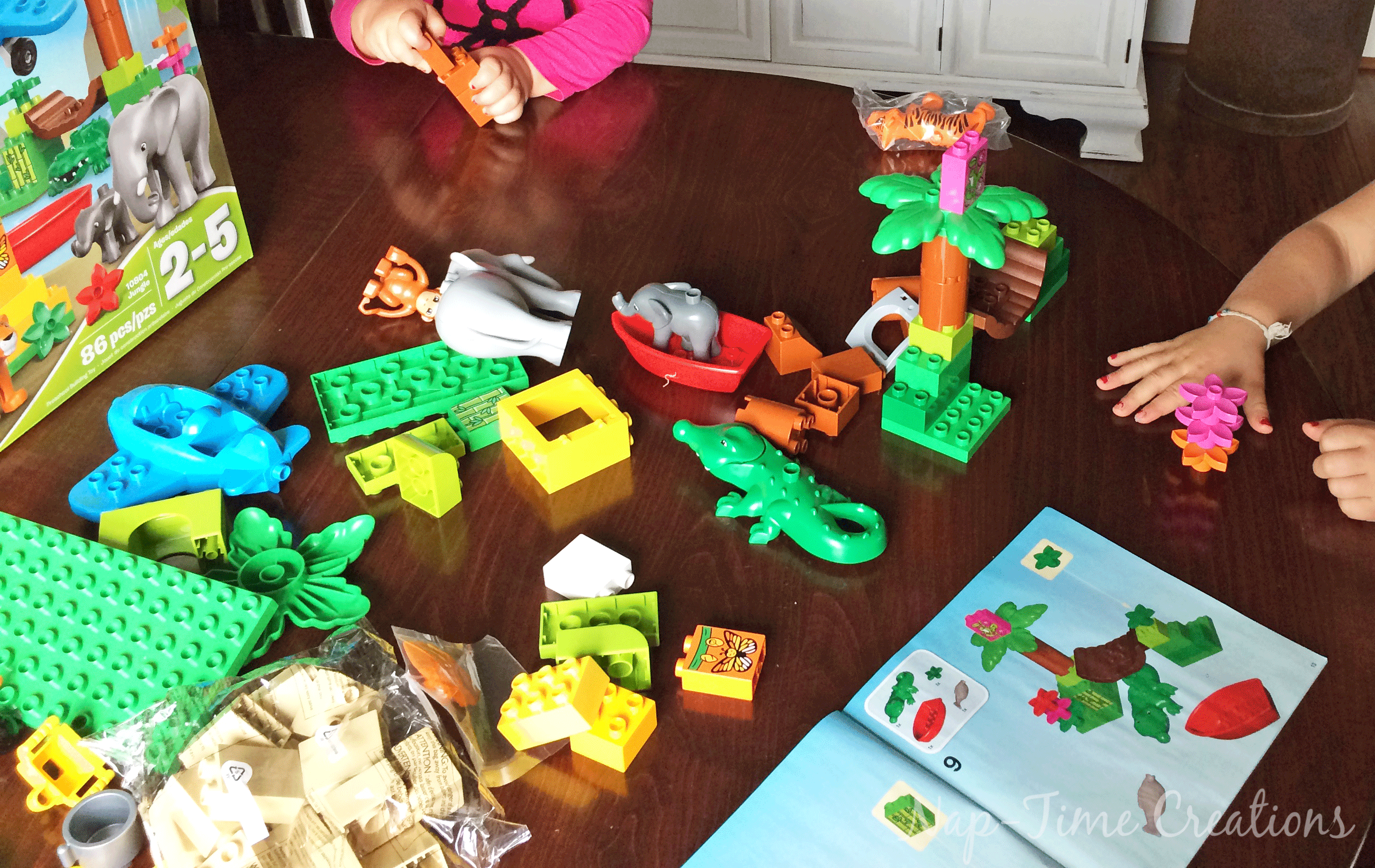 easy-duplo-organization-with-diy-bags-5