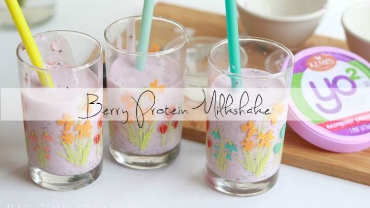 Berry Protein Milkshake with Yo2