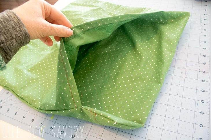 Sew an envelope style pillow