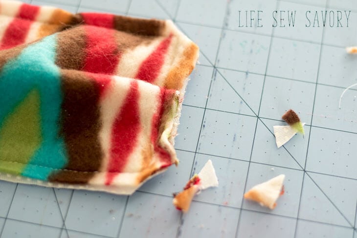 Wrist support sewing tutorial for computer use