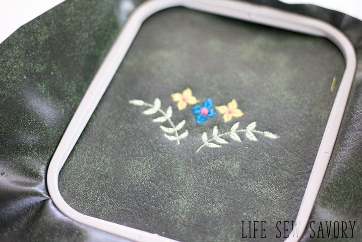 embroidery on zipper pouch
