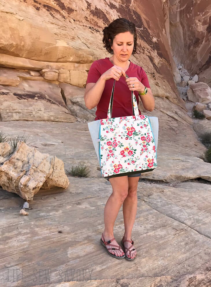 Tote bag pattern with side zippers