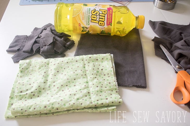 Make your own cleaning mitt