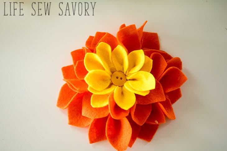 felt flower tutorial