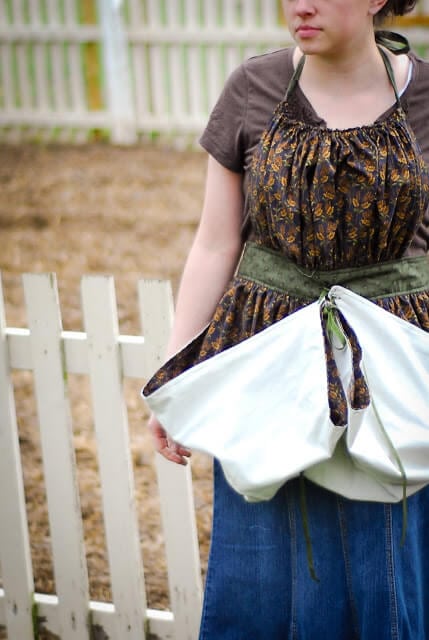 gathering apron tutorial