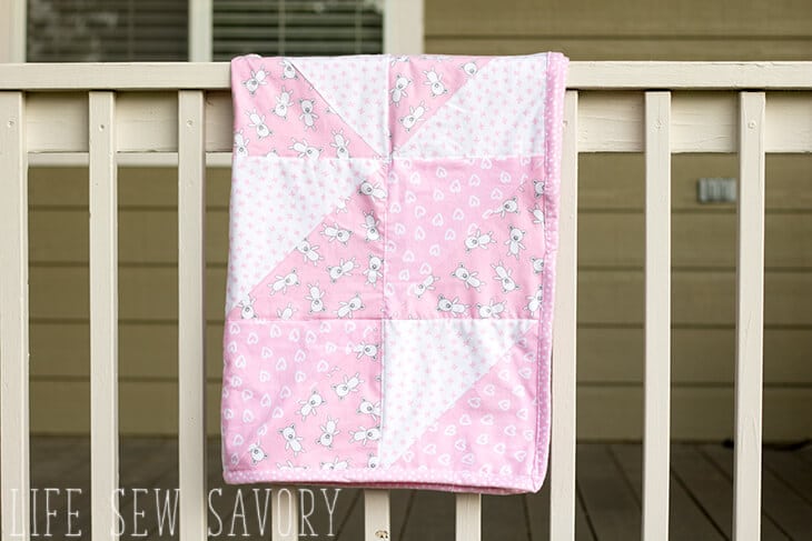 triangle baby quilt sewing tutorial