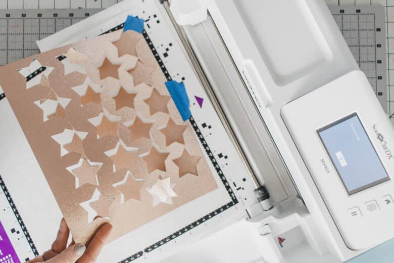 cut stars for garland with scanncut
