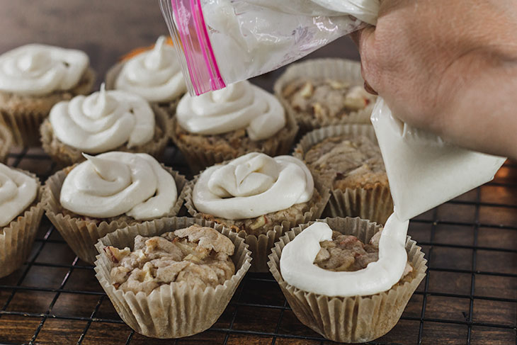 caramel frosting recipe for fall baking
