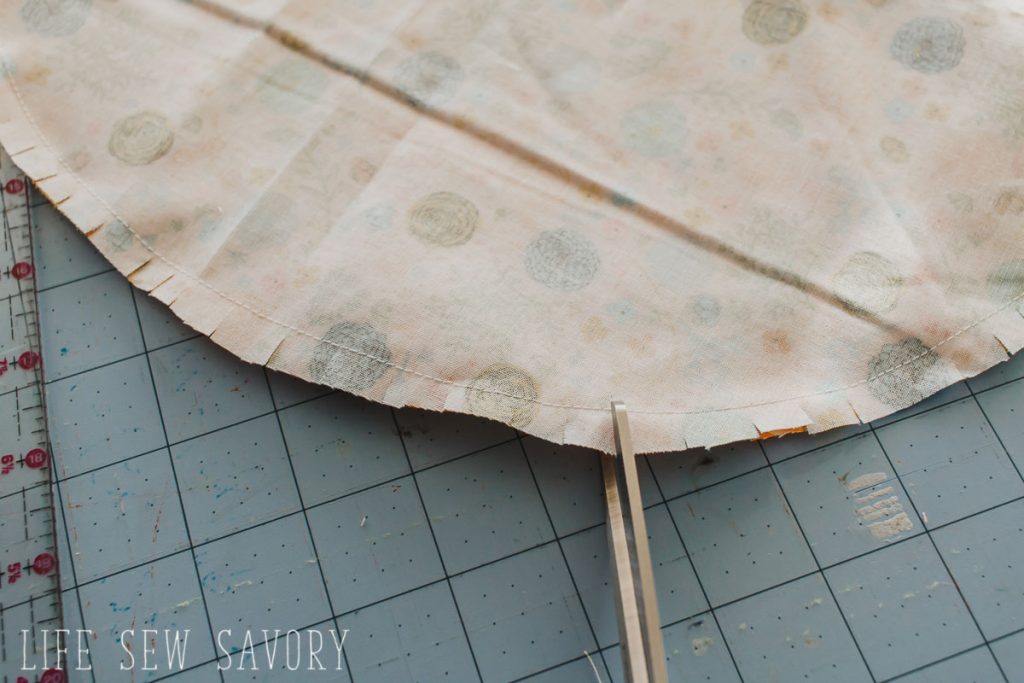 round makeup bag pattern