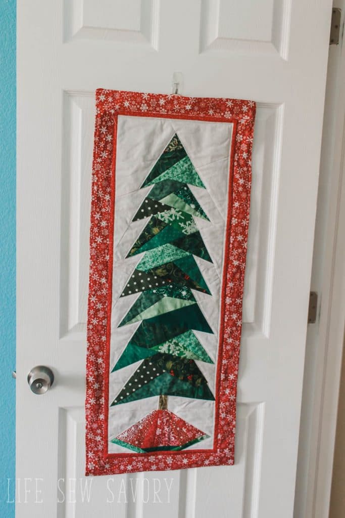 quilted christmas wall hanging christmas sewing home decor