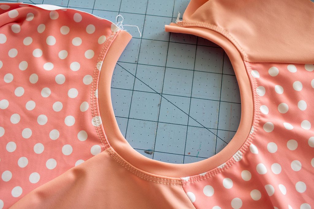 neck band sewing