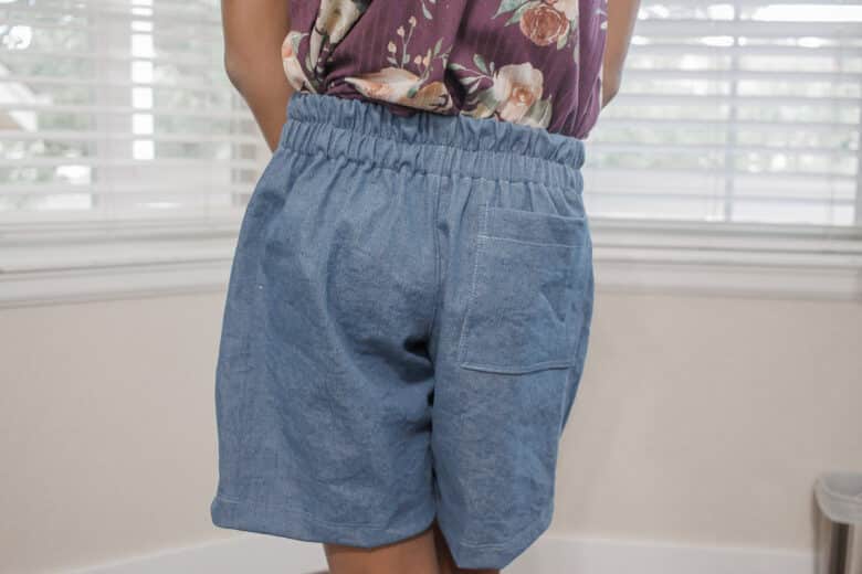 elastic back with row of stitching