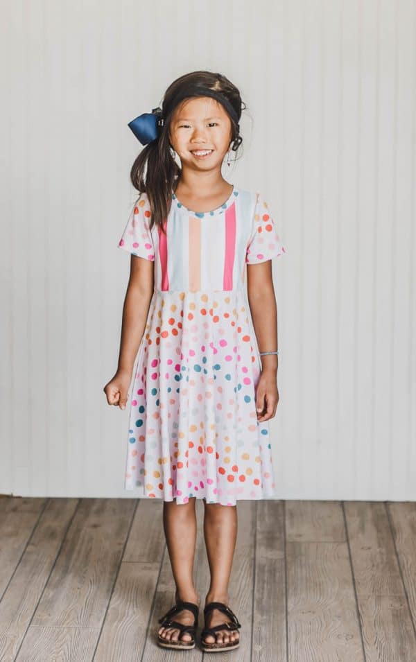 Girls t-shirt dress - Free sewing pattern