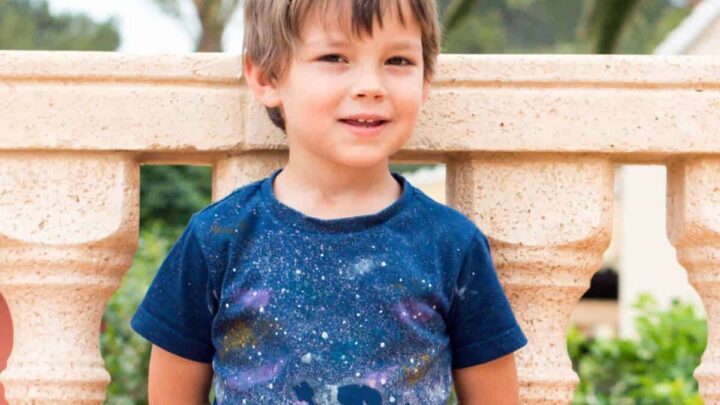 Image for Easy Galaxy Wall-E T-Shirt (& Disney Castle Shirt)