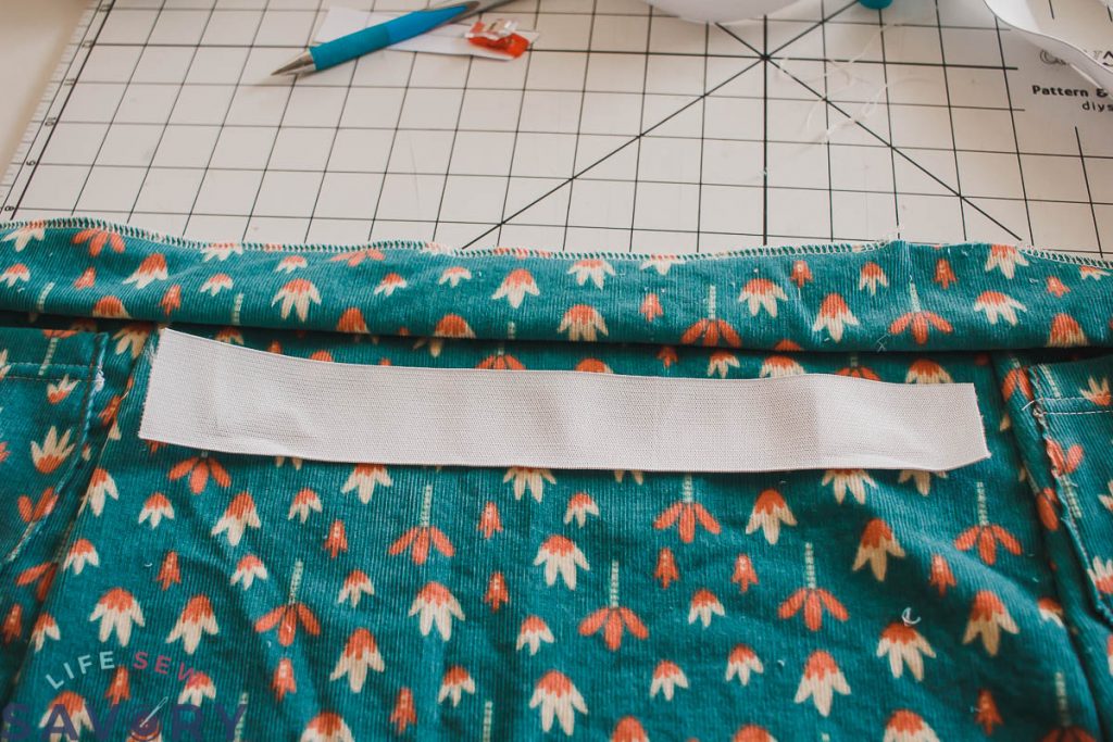 cut elastic 1" shorter than back width