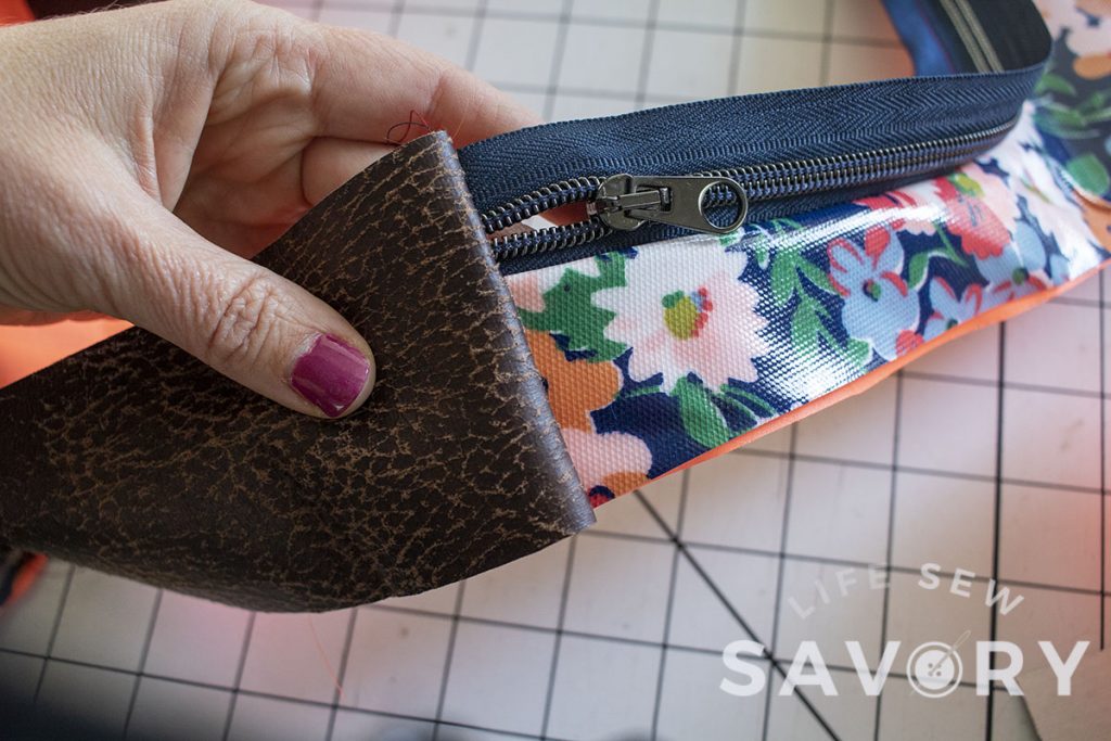 free sling backpack sewing pattern and tutorial