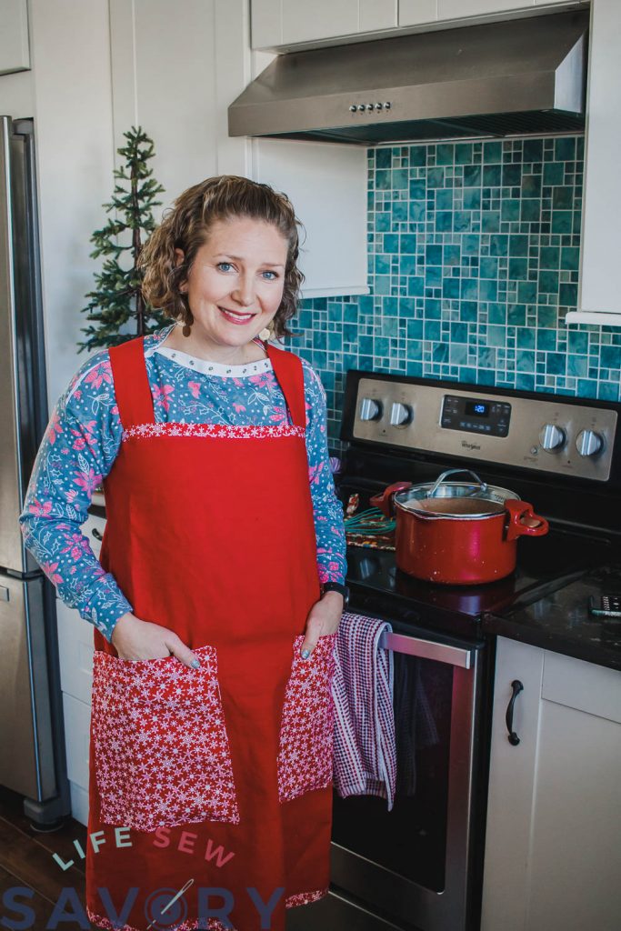 christmas apron sewing tutorial