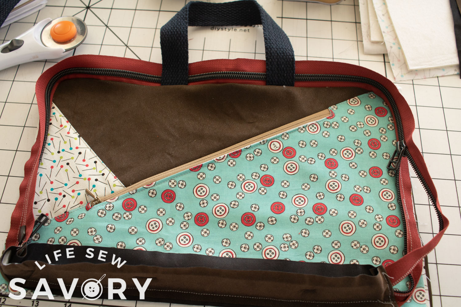 Zippered Laptop/Tablet Case Sewing Tutorial Life Sew Savory