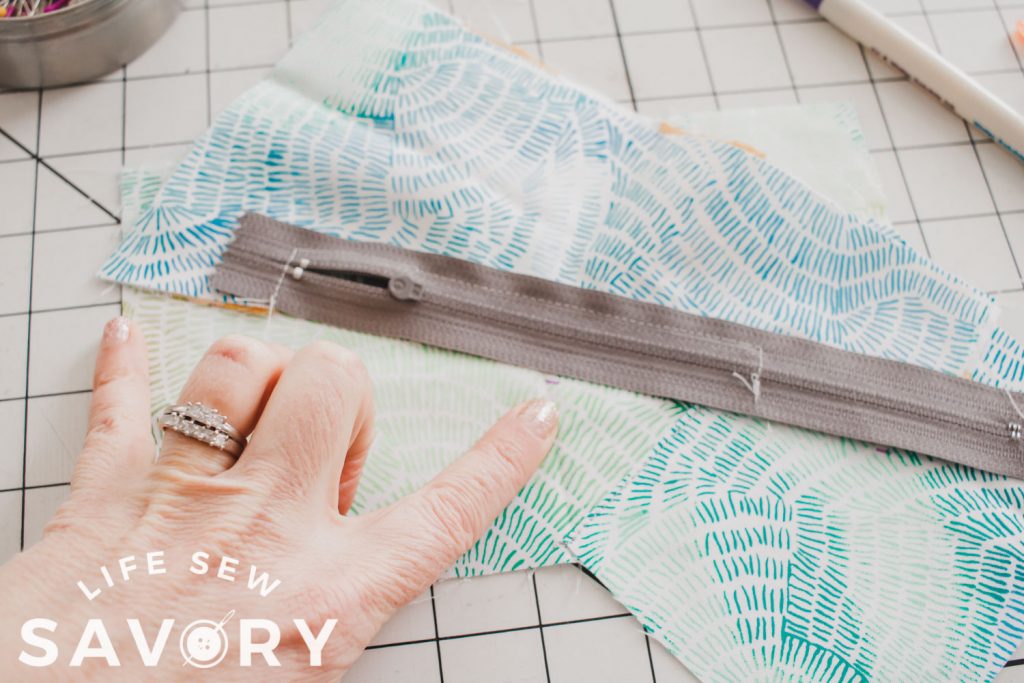 zipper placement on front