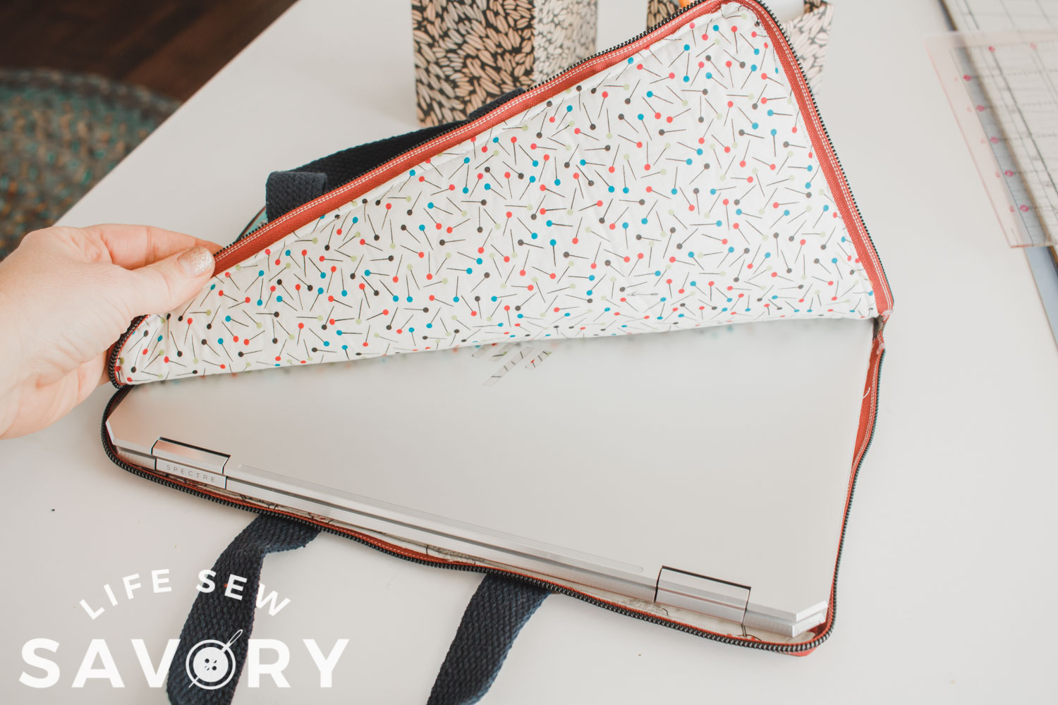 Zippered Laptop/Tablet Case Sewing Tutorial Life Sew Savory