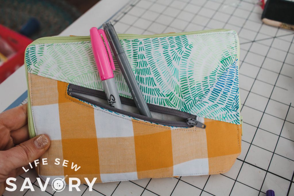 zipper pocket on padded case