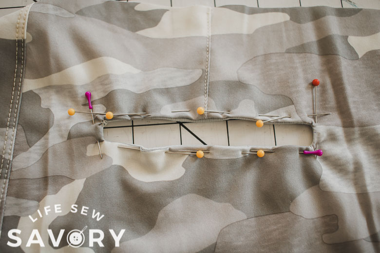 pin back welt pocket