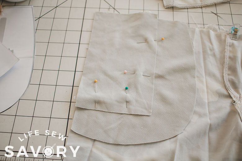 add zipper pocket to back