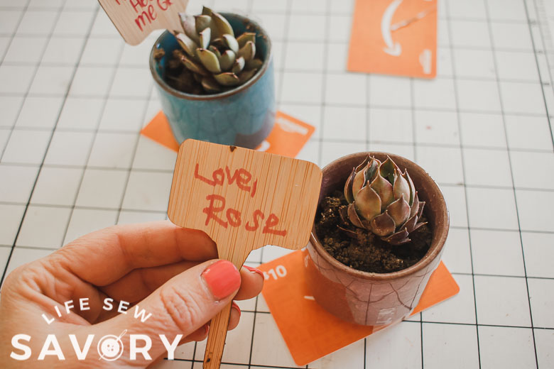 add give name to tag