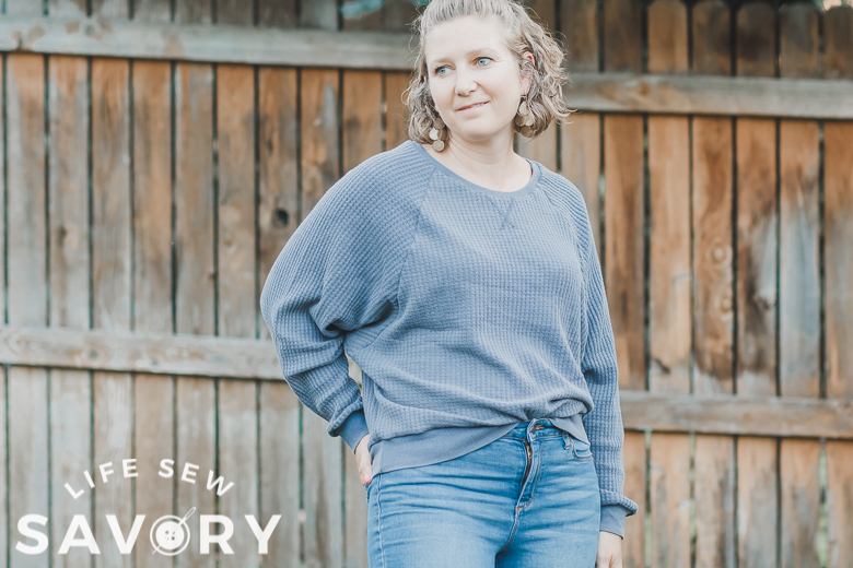 loose fit raglan sweatshirt pattern