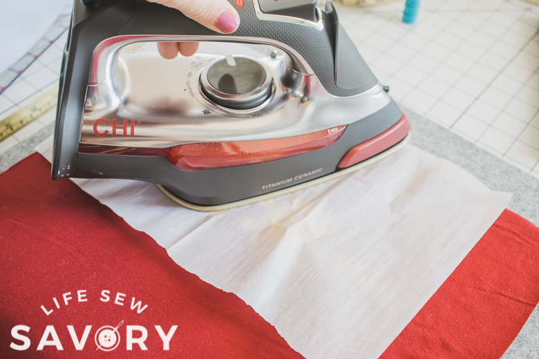 uses parchment paper for Vinyl graphics