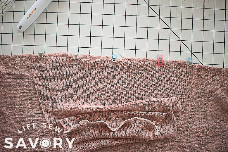 match center of sleeve with center of side