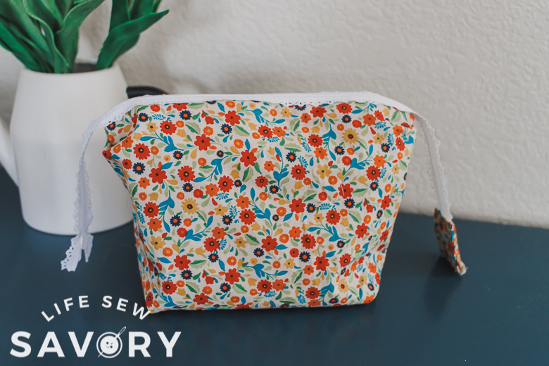 pouch with zipper tutorial