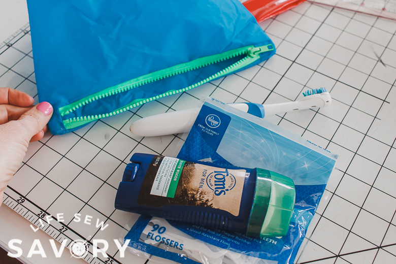 travel bags for the kids toiletries