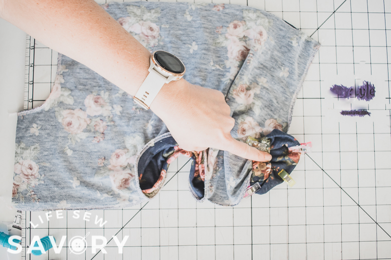 hem crop top sleeves
