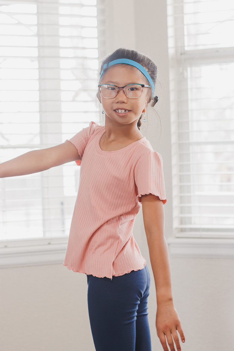how to sew a shirt with lettuce hem