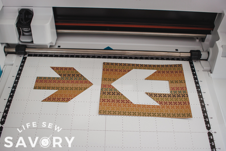 cut paper with scanncut