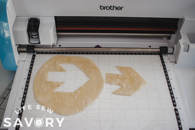 cutting tortilla on scanncut