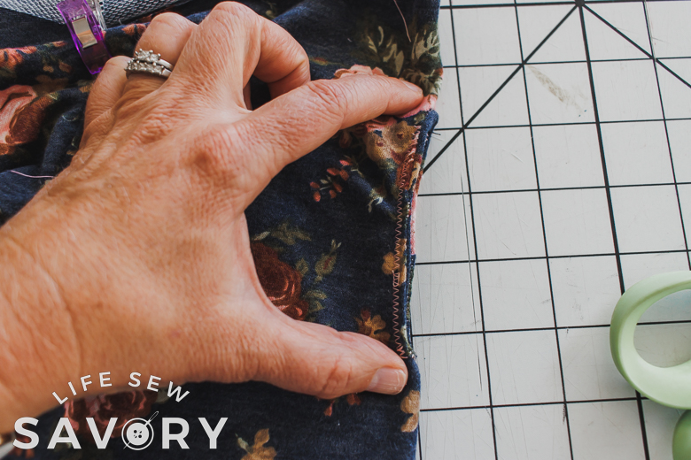 top stitch or understitch pocket
