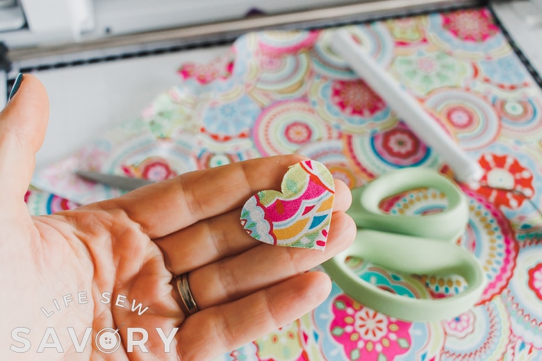 cut fabric hearts with ScanNCut