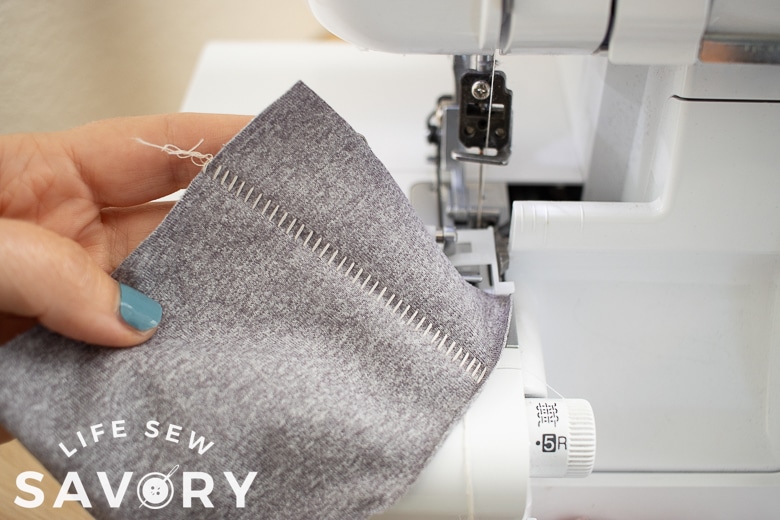 flatlock on knit fabric