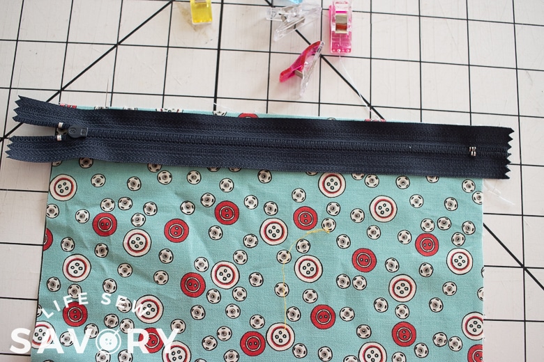 zipper laid on short end of fabric