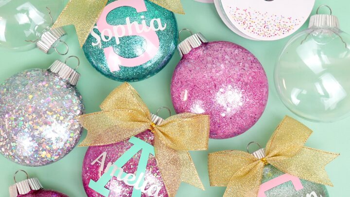 Image for Glitter Ornaments: Easy Christmas Craft