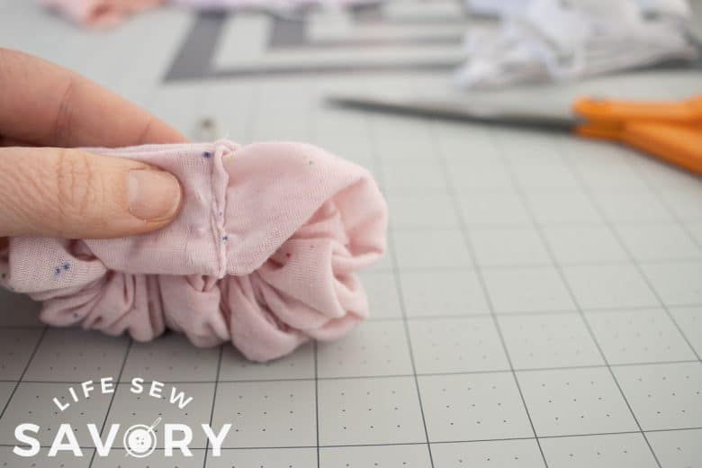 method one for sewing a scrunchie