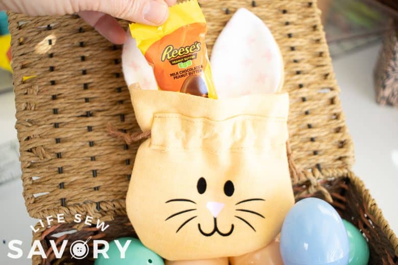 add some candy to the bunny bag