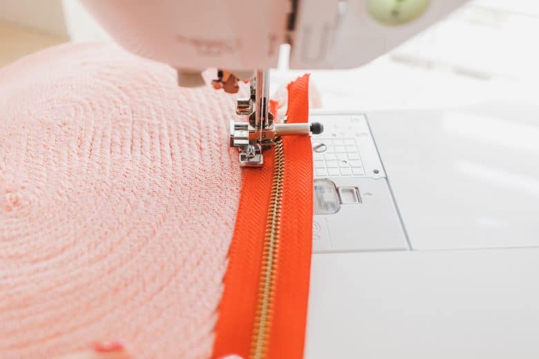 sew zipper on one side
