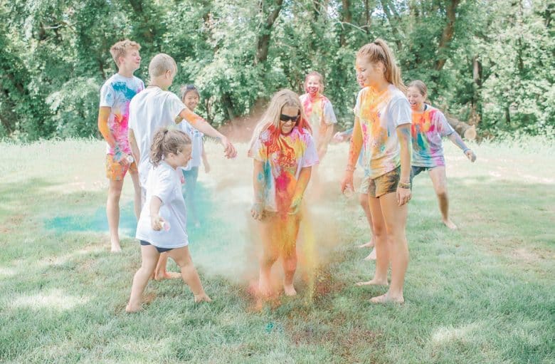 getting color bombed by cousins