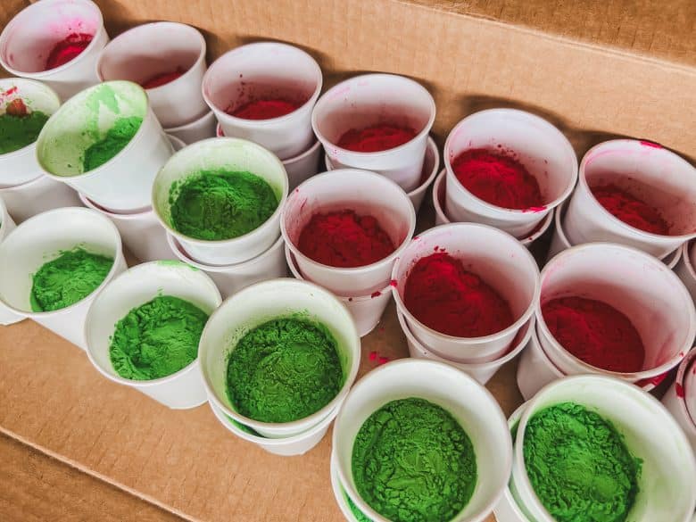 pour color into cups