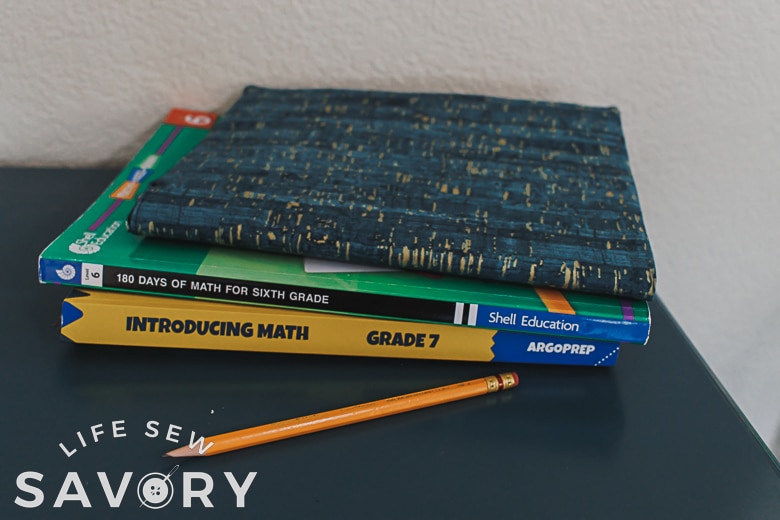 tutorial - cover a notebook with fabric